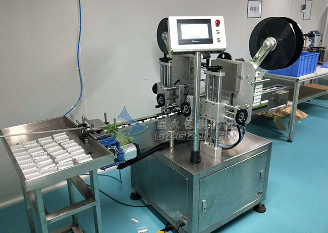 體外診斷試劑卡貼標(biāo)機整機車間實拍